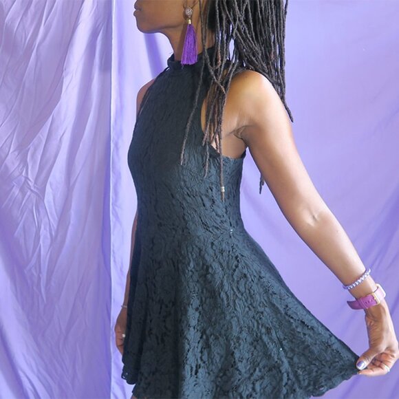 Bear Dance lace short dress high neck in black size large. Style D453 - Picture 3 of 4